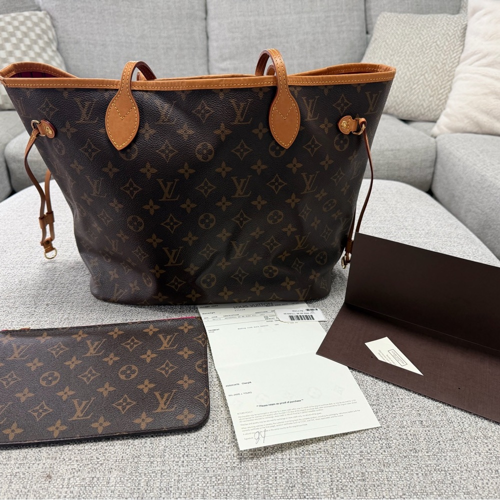 Louis Vuitton Neverfull MM Raspberry - Picture 2 of 15